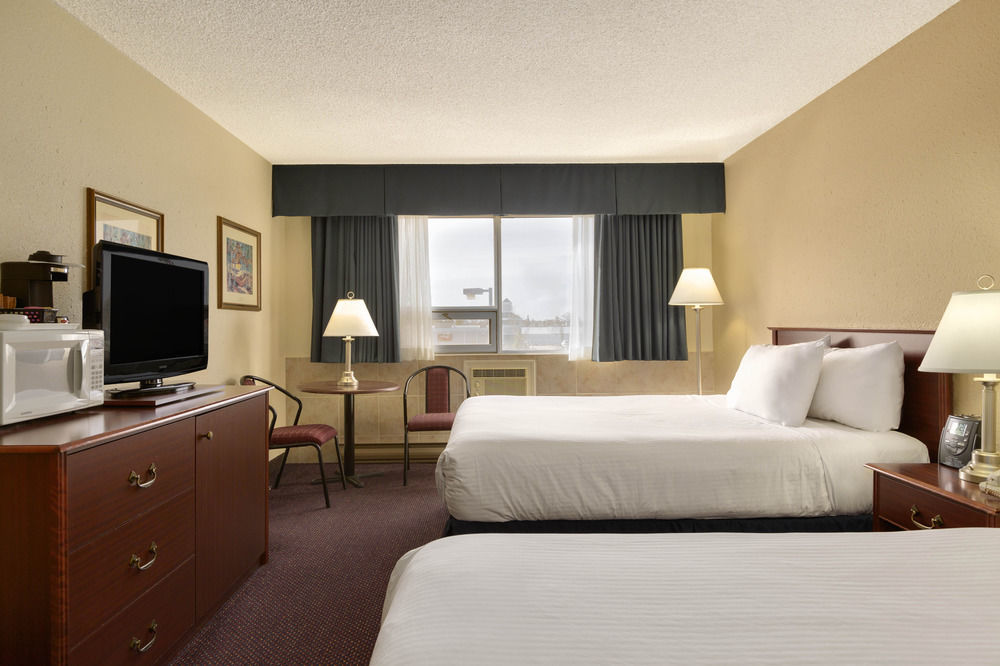 Best Western Plus Edmonton Airport Hotel Leduc Eksteriør billede